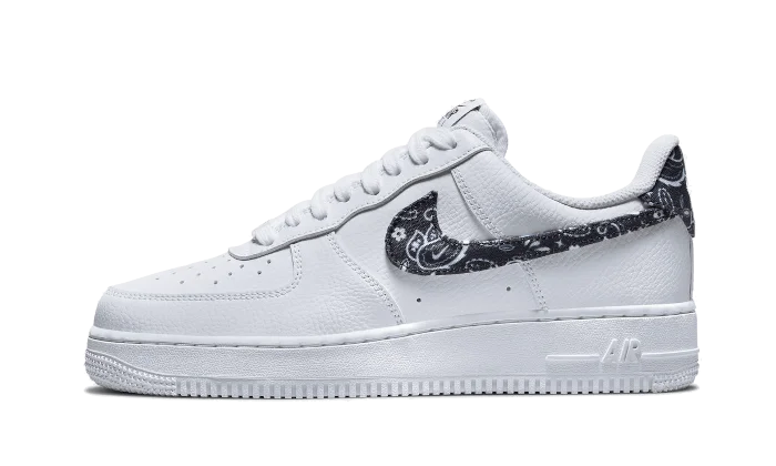07 Essential White Black Paisley