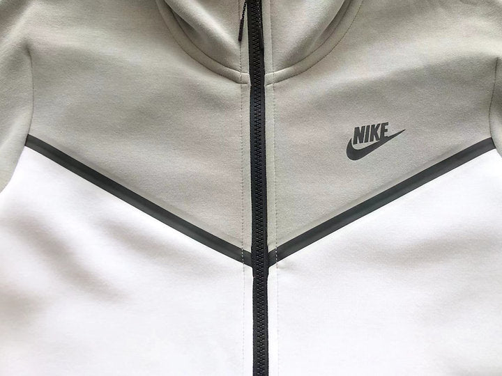 Tech Fleece