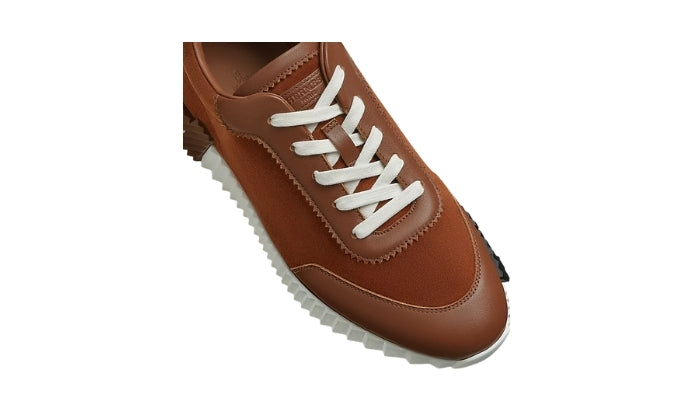 Bouncing Sneaker Oro
