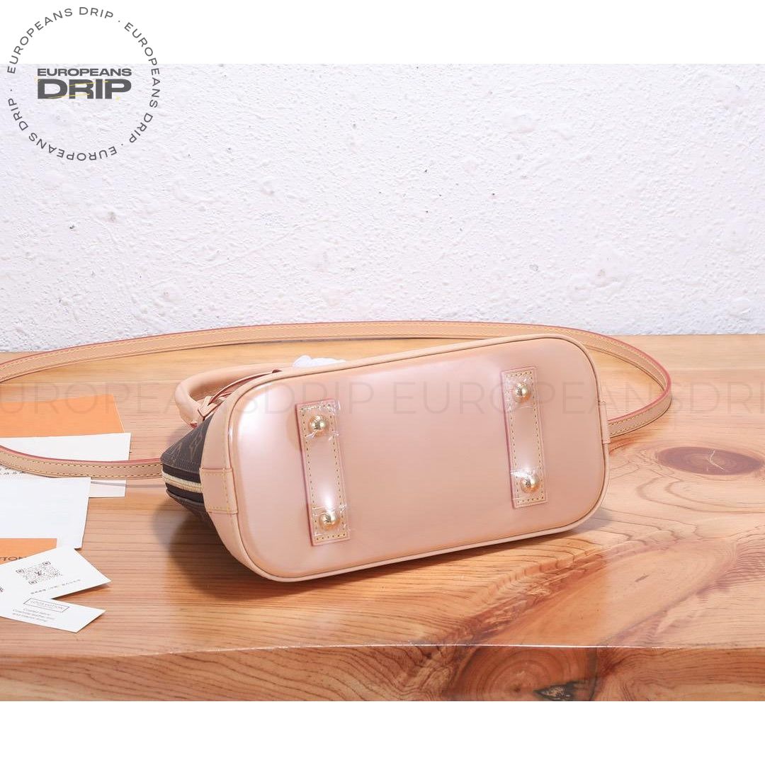 Monogram Canvas Alma BB 23.5 cm