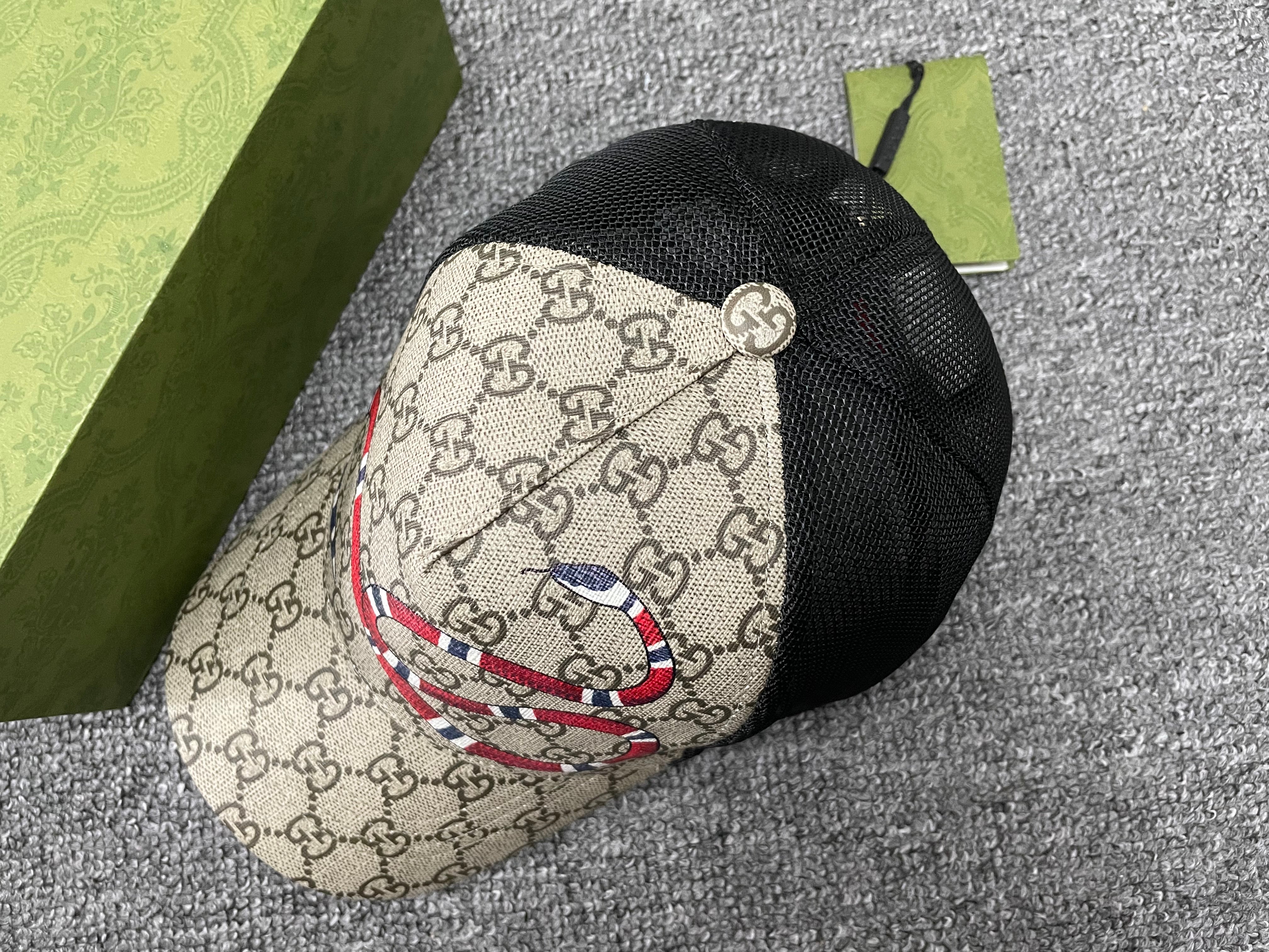 Cap
