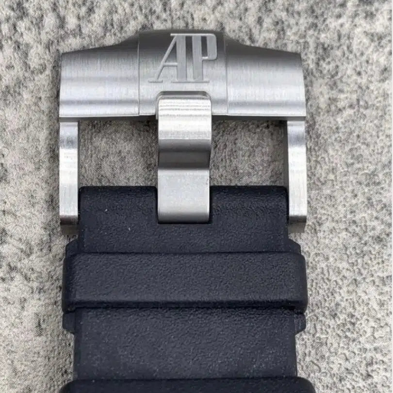 Royal Oak Offshore ADP004