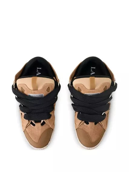 Curb Brown