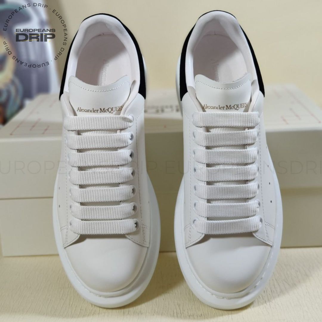 Sneaker White and Black
