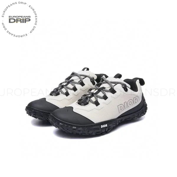 B49 ’WHITE BLACK’