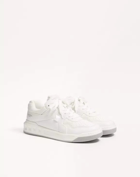 Low-Top One Stud White