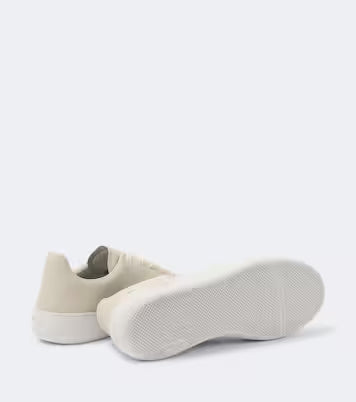 All White Beige