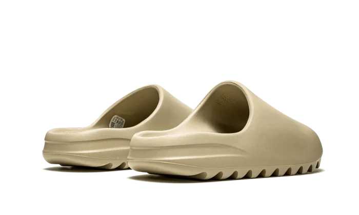 Slippers Pure (First Release)