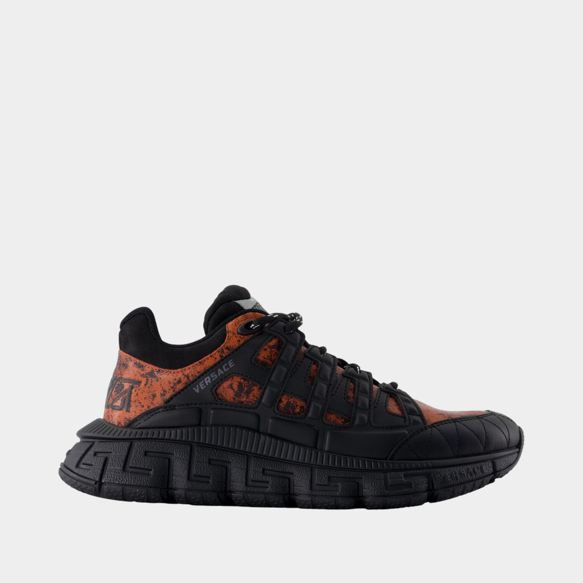 Trigreca Orange Black