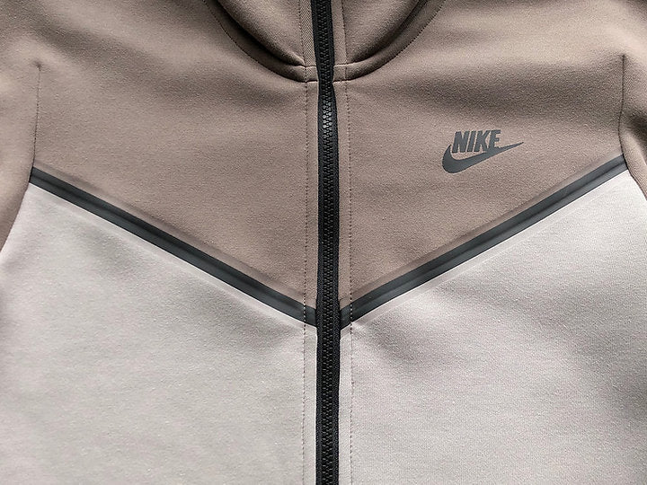 Tech Fleece