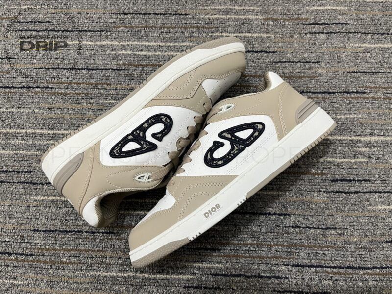 B57 ’BEIGE’